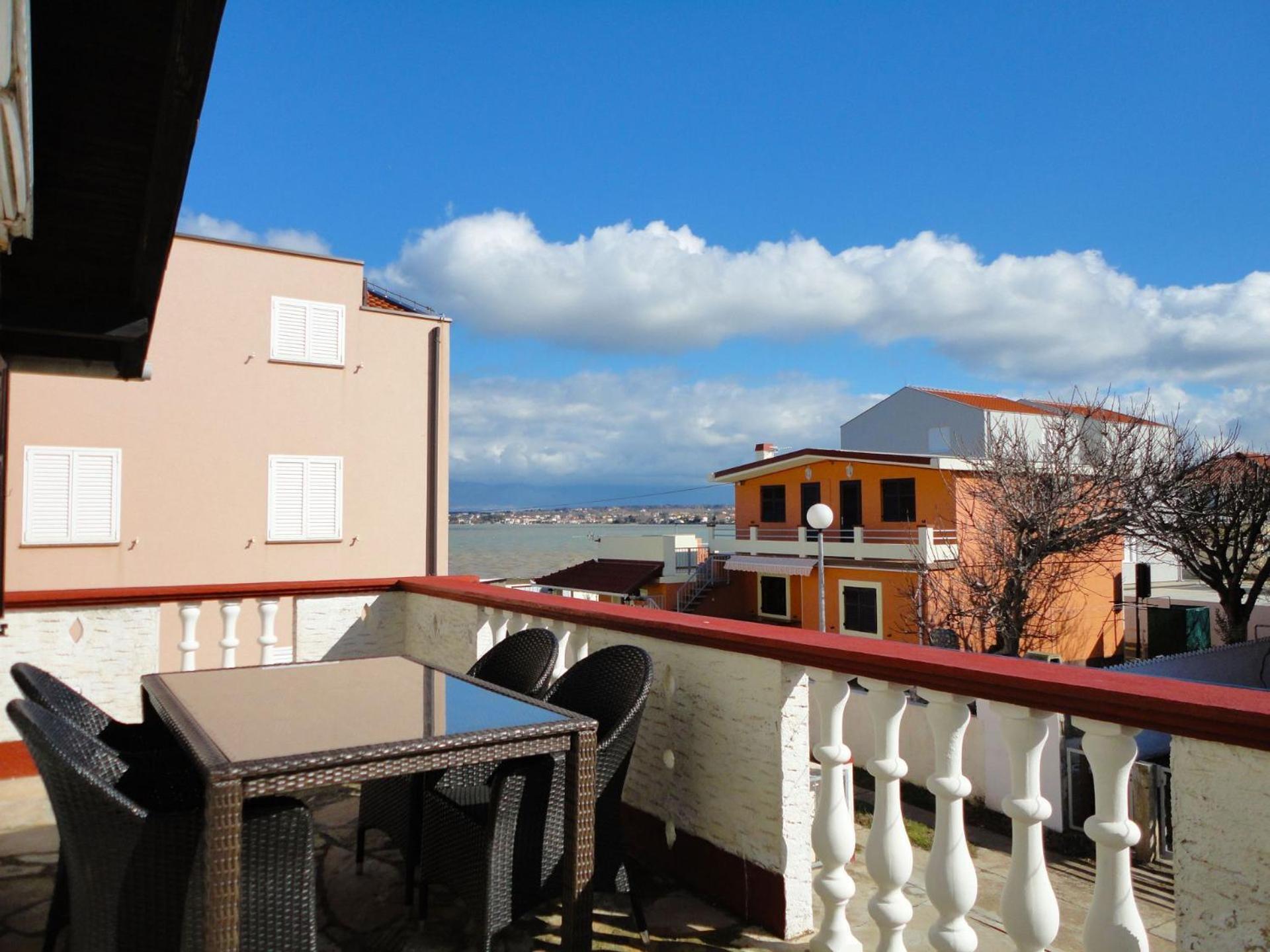 Apartments Petar - 30 M From Sandy Beach ニン エクステリア 写真